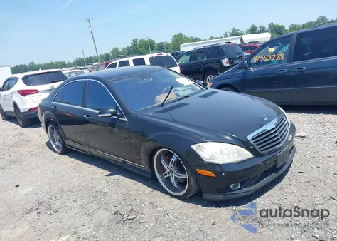 2008 Mercedes-Benz S 550 из США, поврежденный, VIN WDDNG71X18A198394